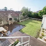 Casas Do Paco - Philosophy Apartment