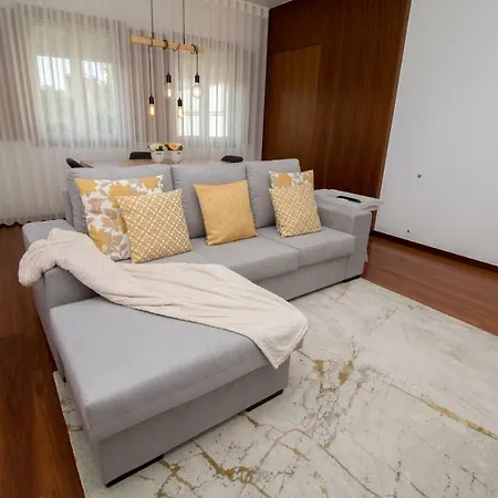 Casas Do Paco - Philosophy Apartment